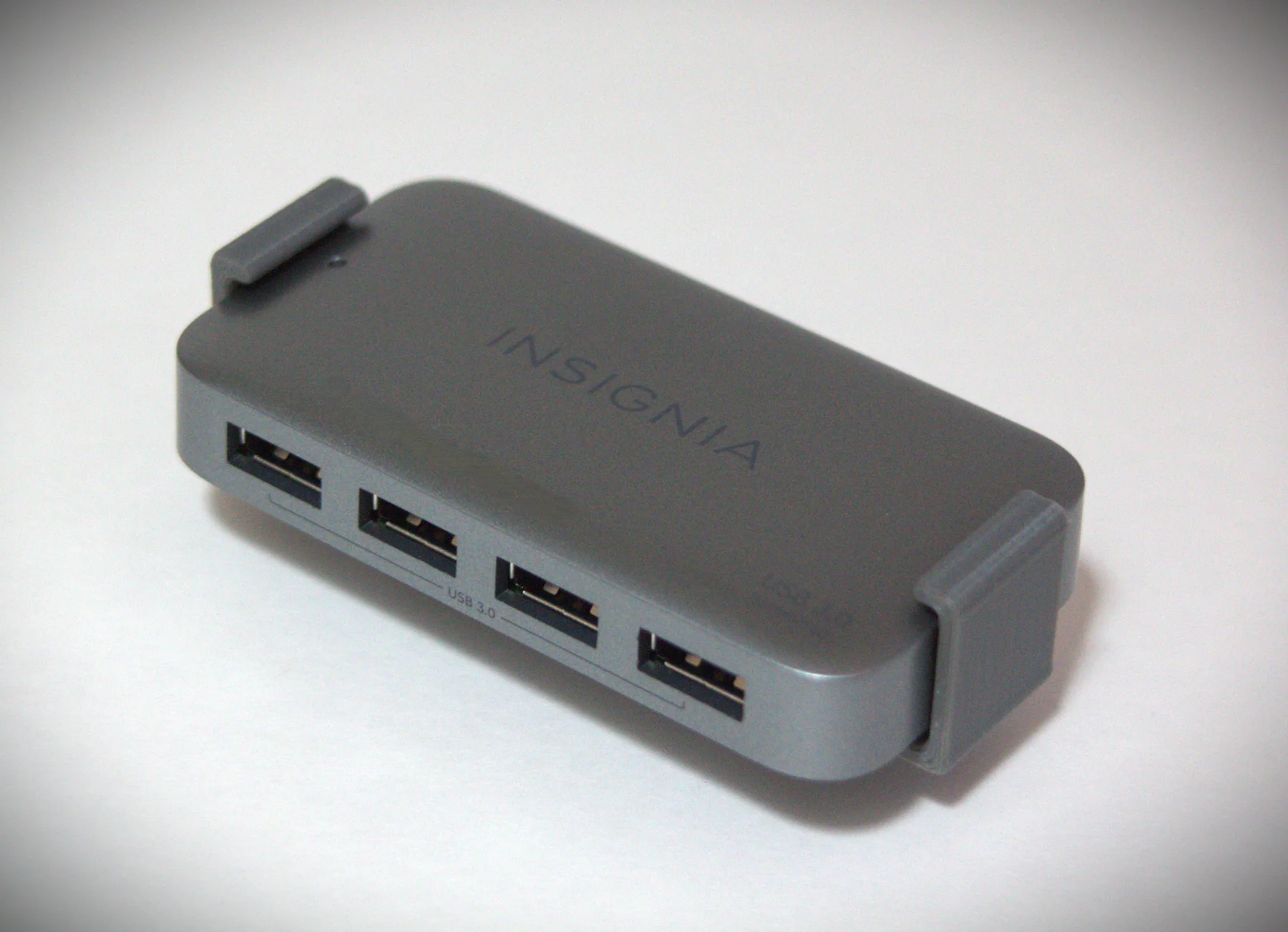 KT-13 Insignia USB hub mount, side view